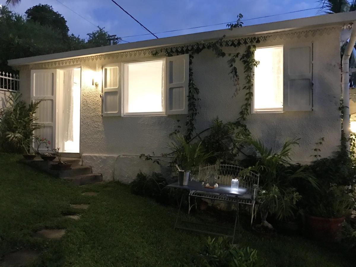Studio Charmant Au Coeur De Boucan Canot 30 M² Avec Jardin Prive Saint-Paul 外观 照片
